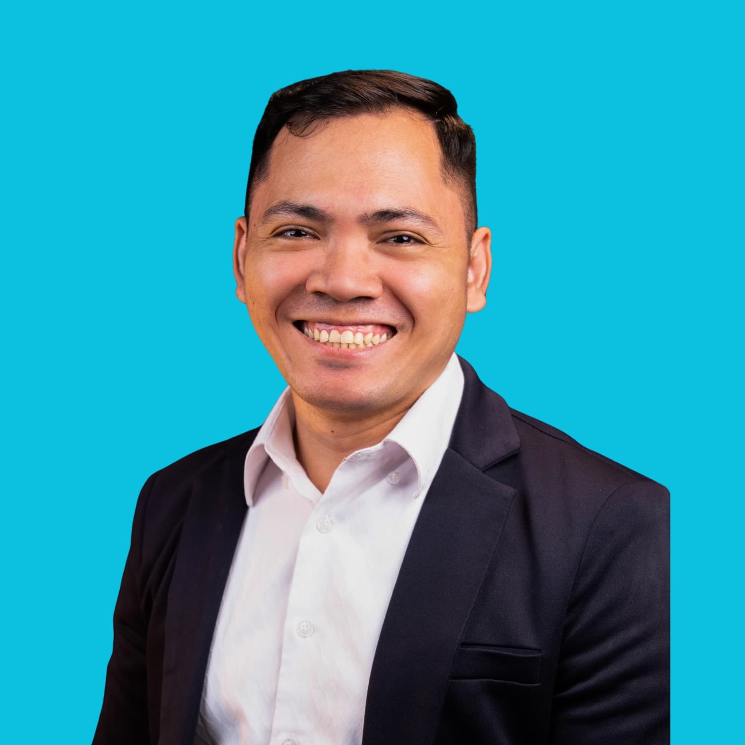 Adryan G.