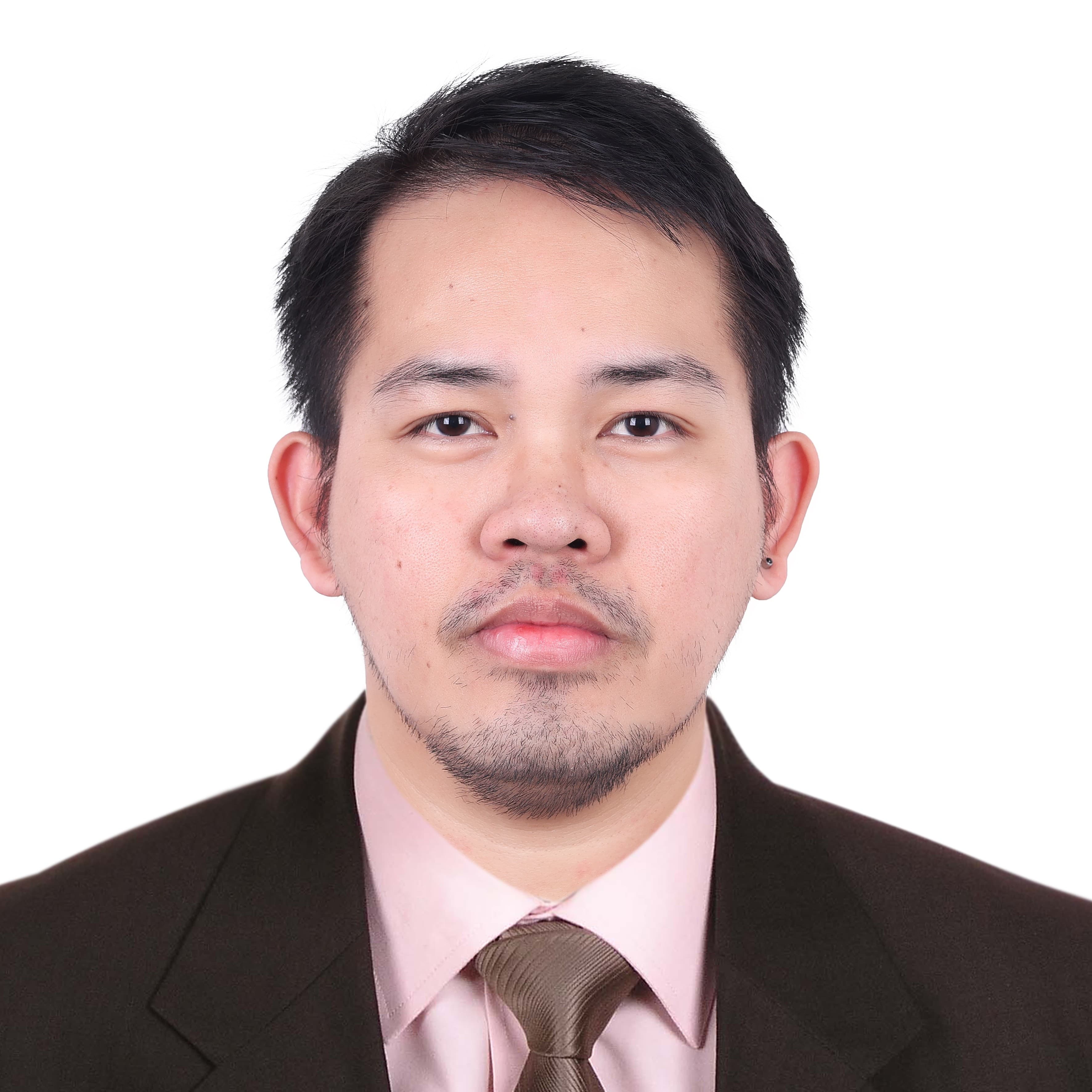 Ismael J.