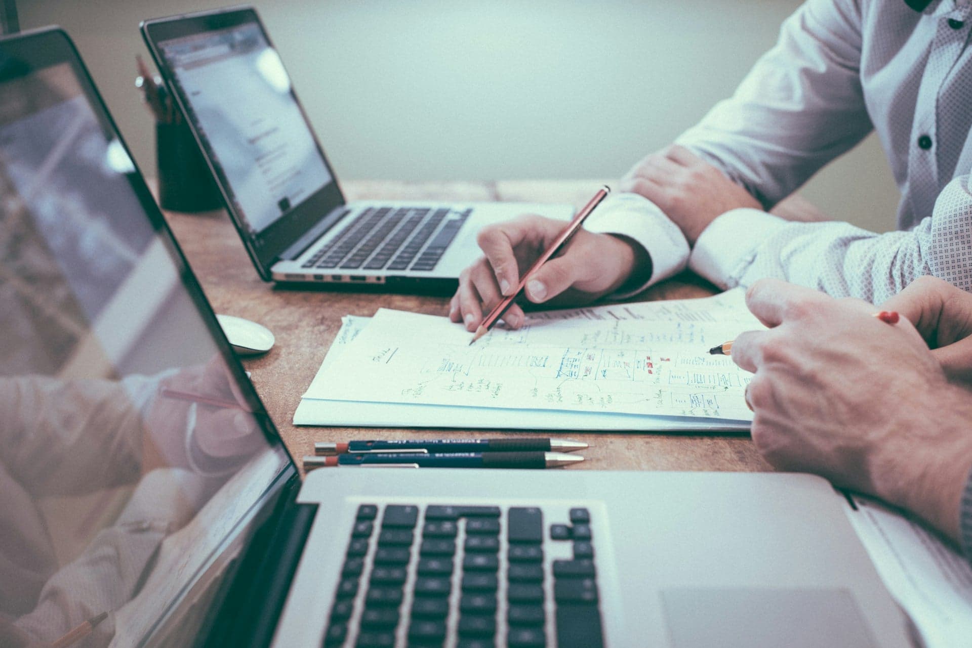 Why You Shouldn’t Pay Filipino Virtual Assistants $3/Hour