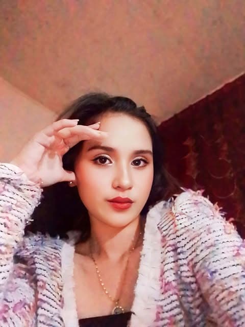 Jasmin V.
