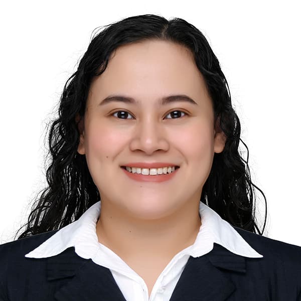 Arianne F.
