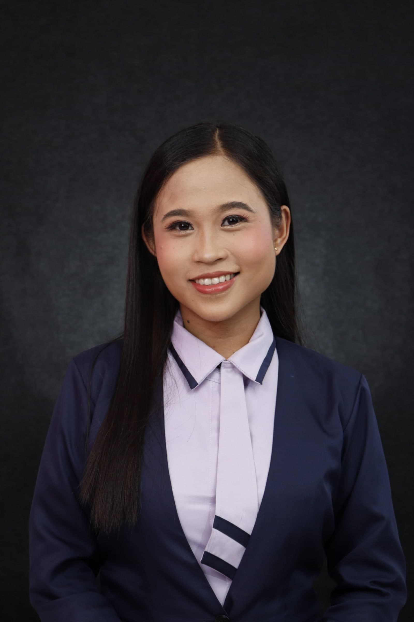 Ellarie C.