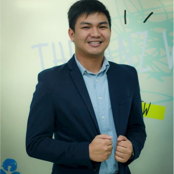 Renzo L.