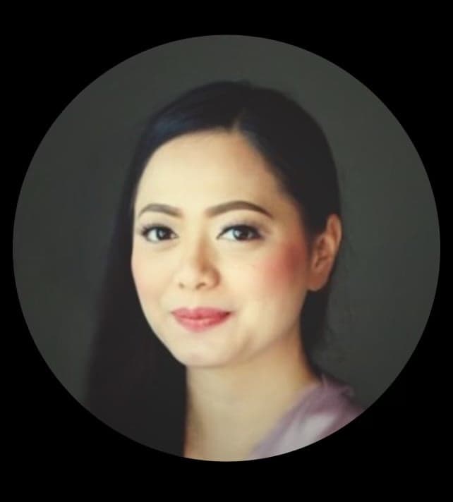 Christeli S.