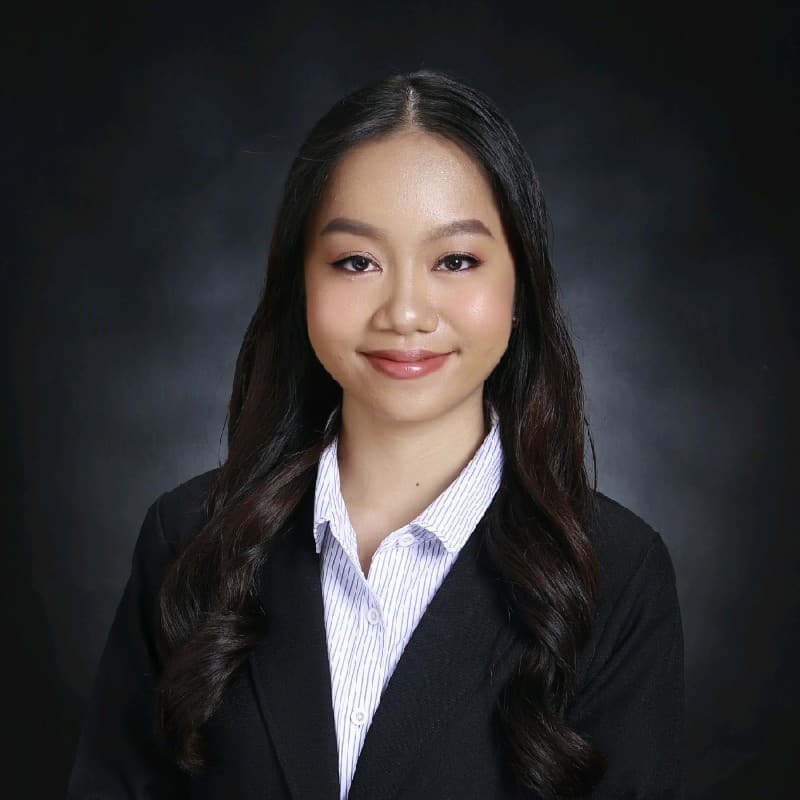 Janine G.