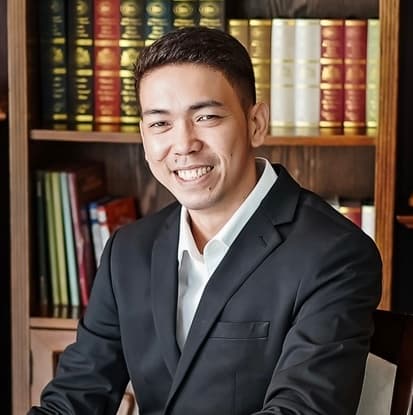 Reymond S.