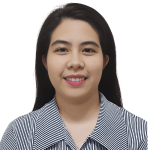 Dayra M.