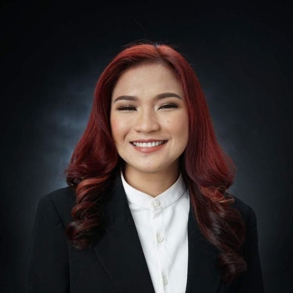 Ara M.