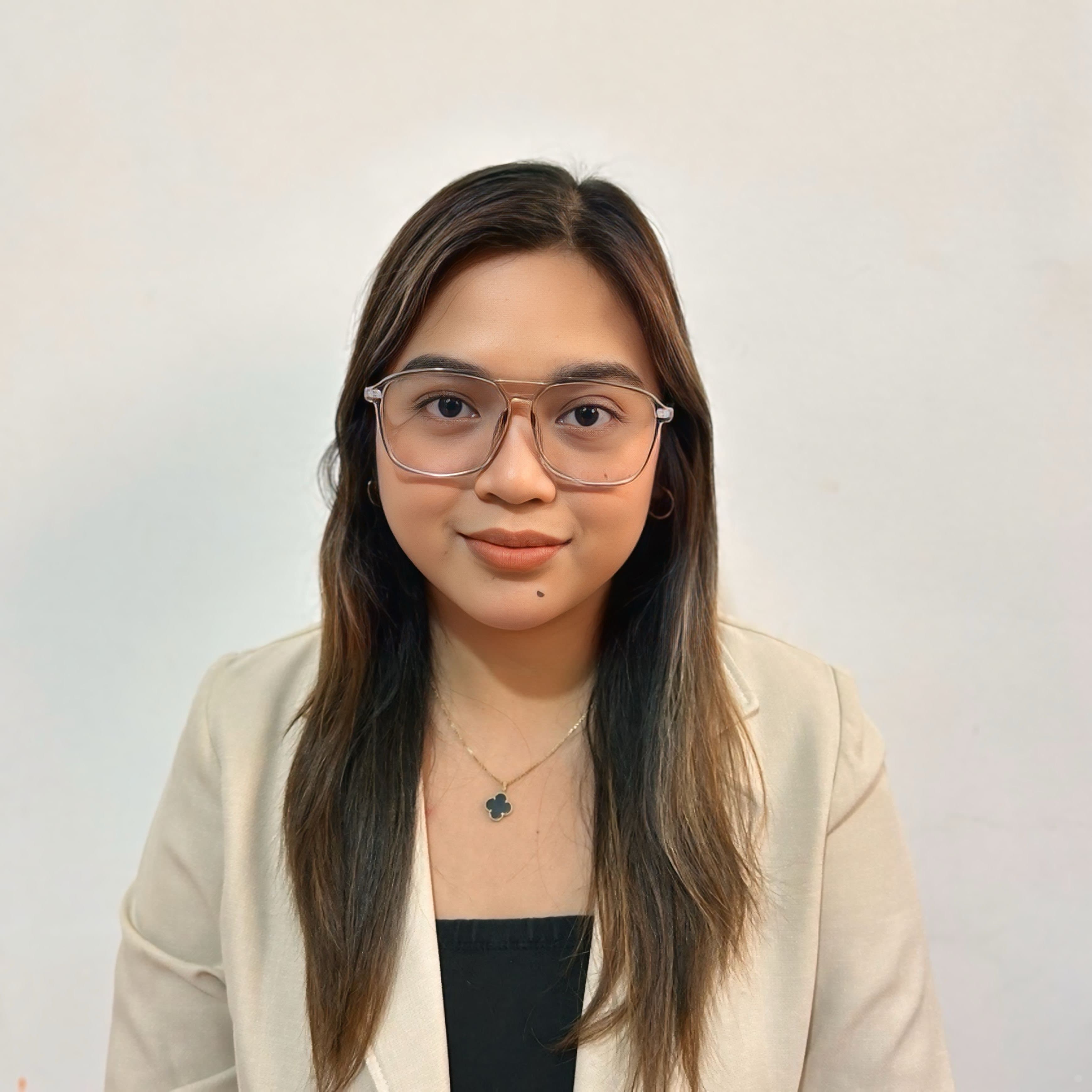 Roanne R.