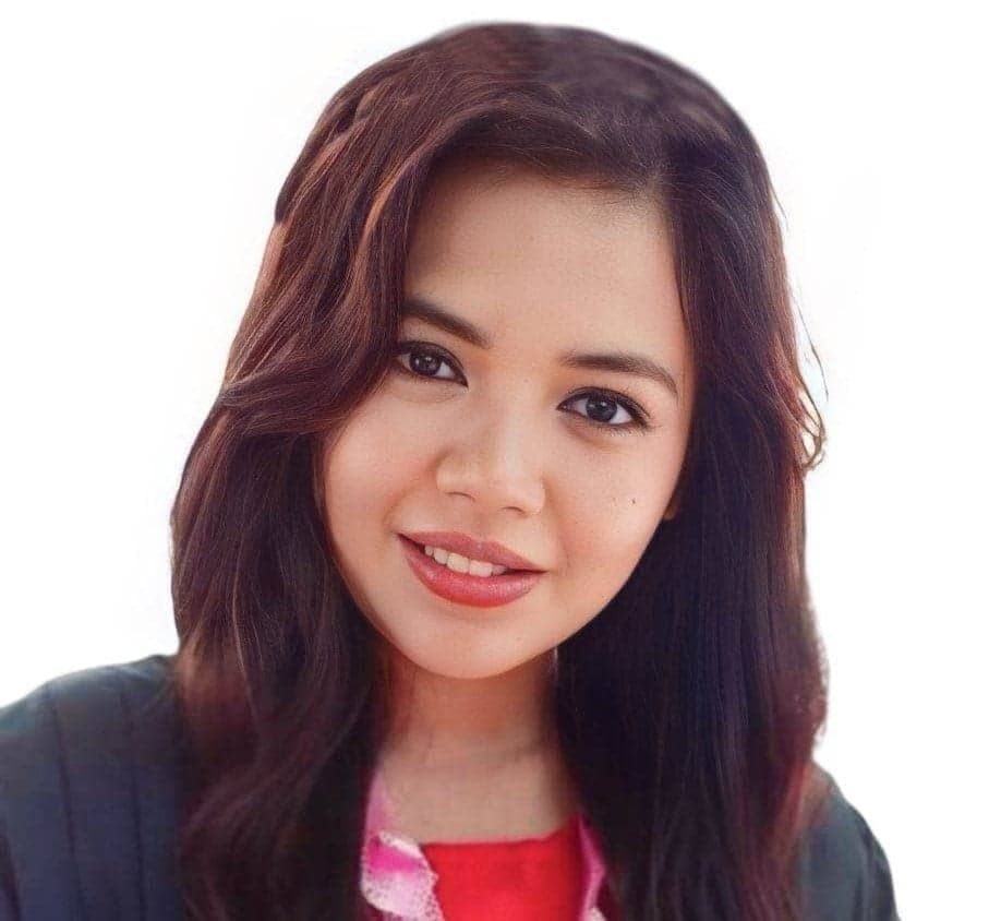 Jasmin A.