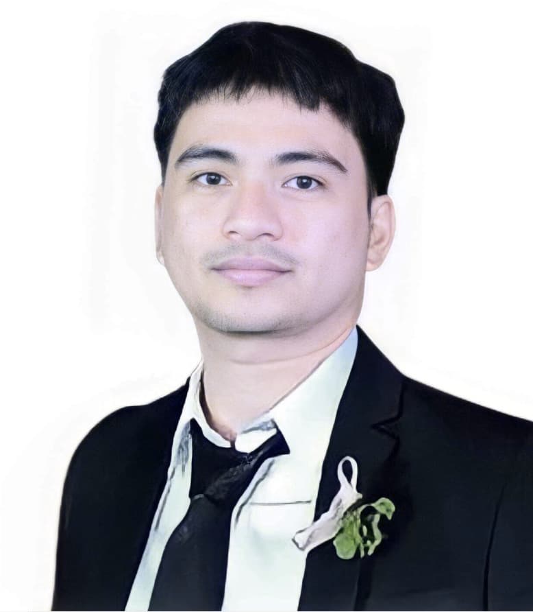 Emmanuel L.
