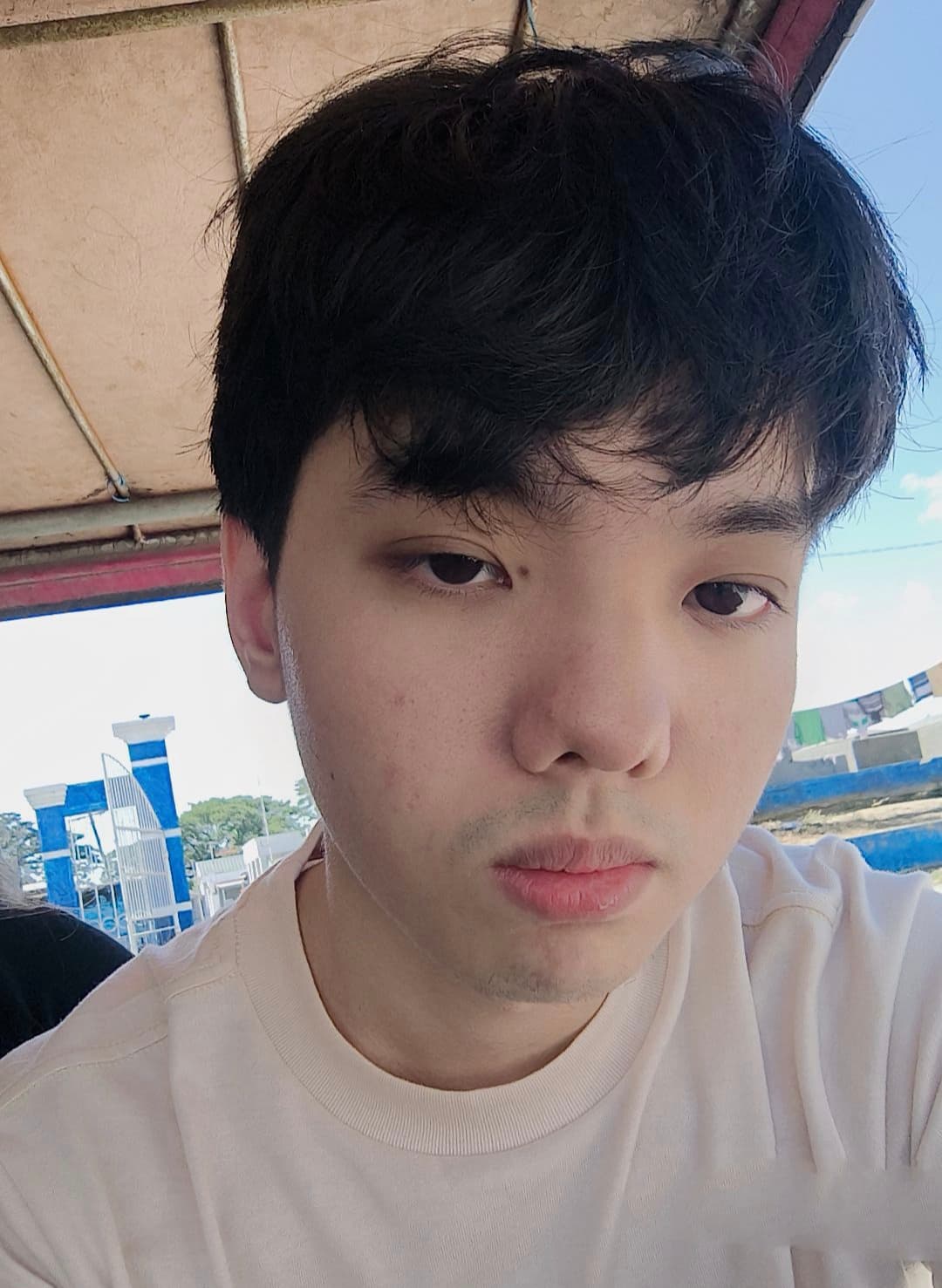 Shinji F.