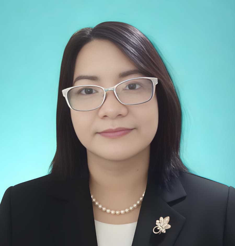 Cristina J.