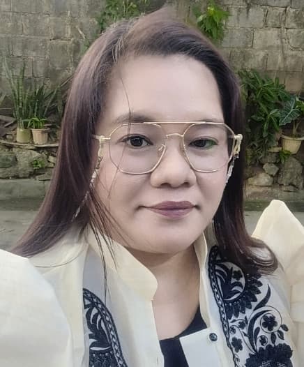 Filipina Z.