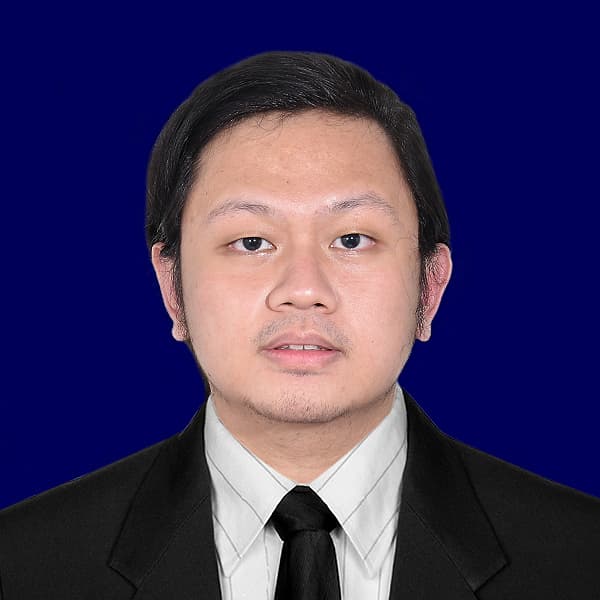 Daniel G.
