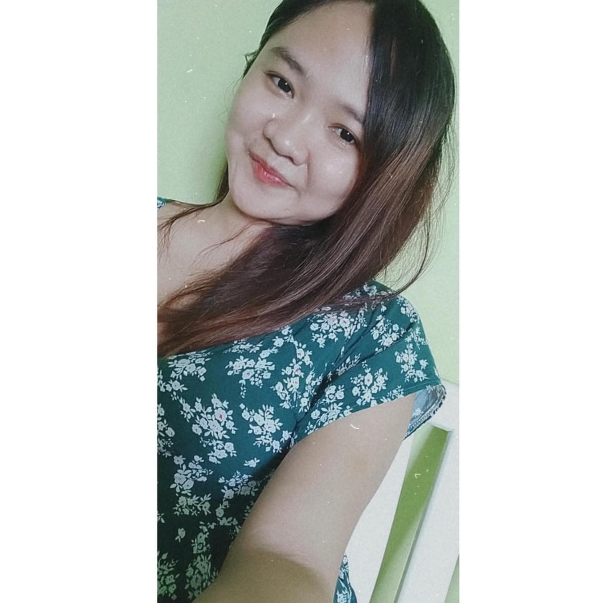 Chelle C.