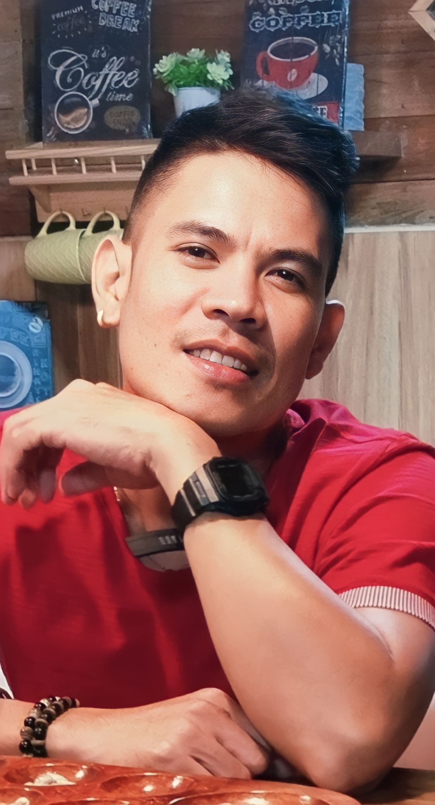 Nino M.