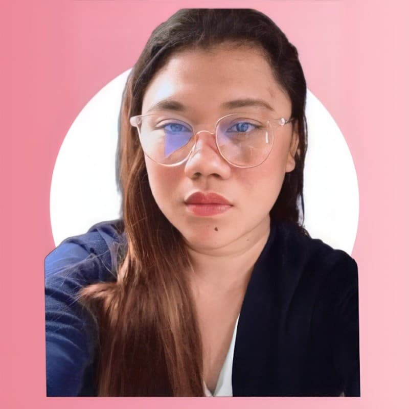 Roselyn T.