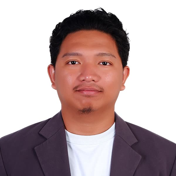 Jhomel P.