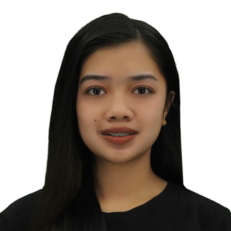 Shaina B.