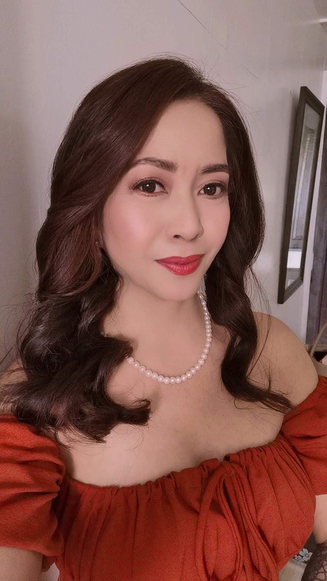 Melany J.