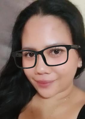 Kaycee E.